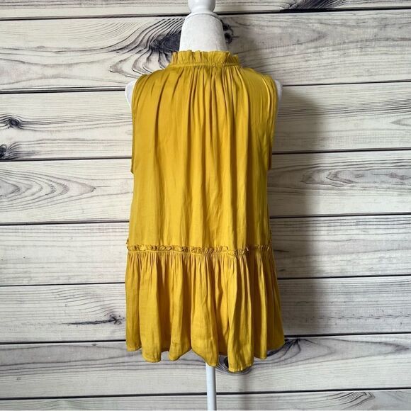 Ann Taylor Loft Yellow Pleated Silky Sleeveless Top - Picture 5 of 7